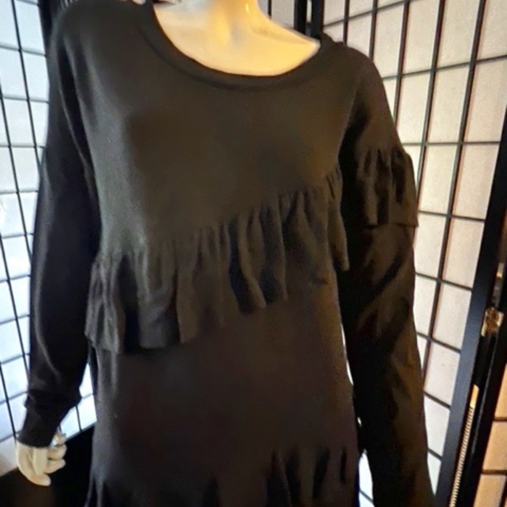 Pleone Ruffle Detailed Sweatshirt